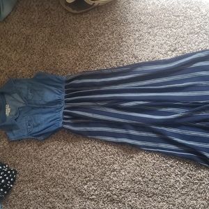 Girls sleeveless jumper size 10